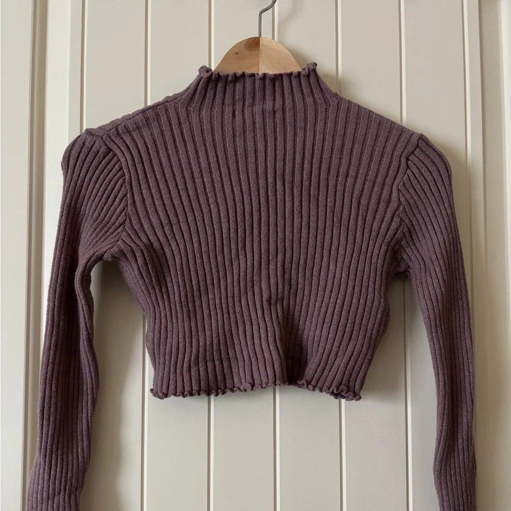 Mauve Ribbed Knit Top - Picture 2 of 3